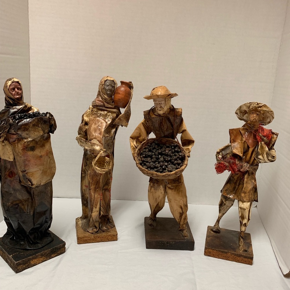 Vintage Mexican folk art paper mache figures 12” t